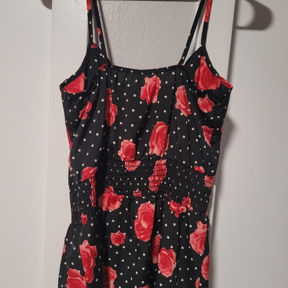 A'GACI Floral Strap Tank Top - Picture 3 of 6